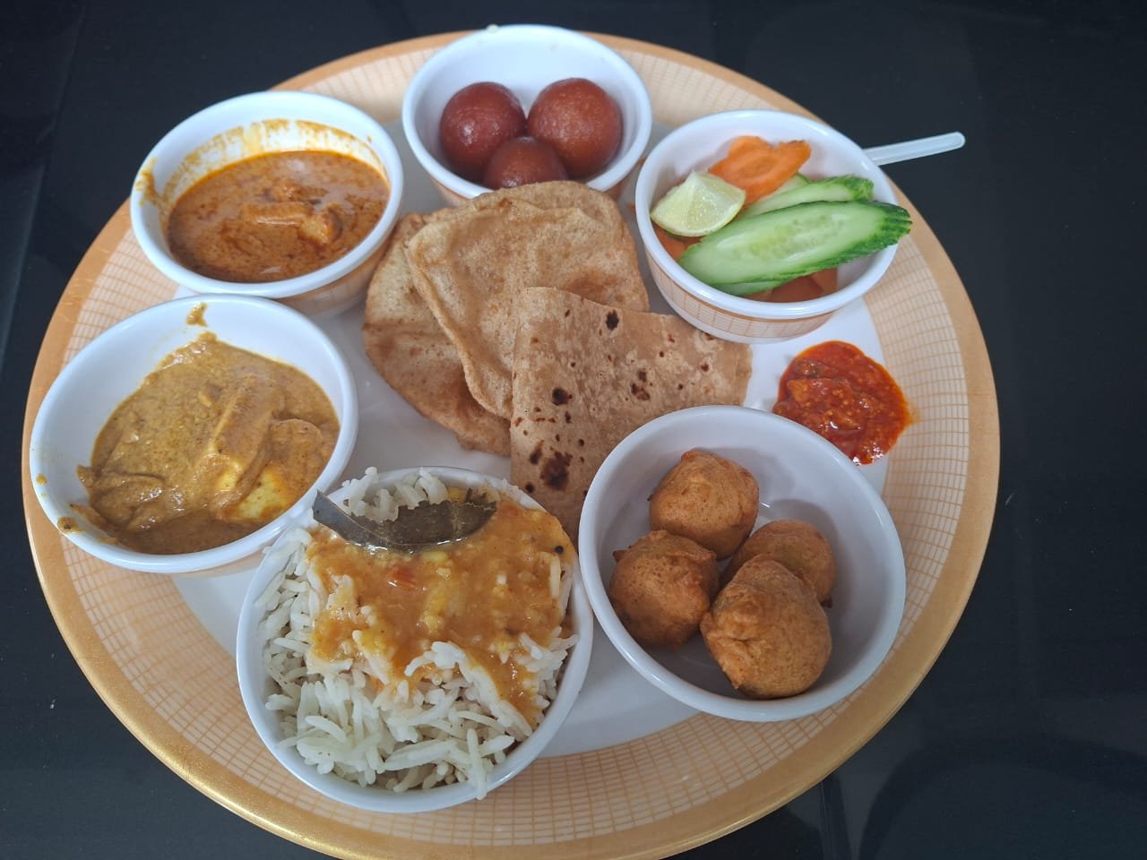 Elegant Dining Arrangement Catering Pune